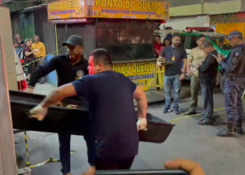 Homem reage a suposto assalto é morto e bandidos levam apenas chave da moto