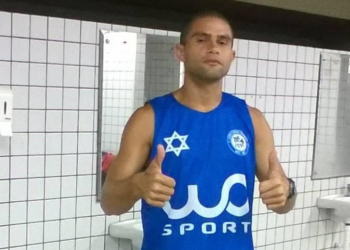 Bandidos rendem, roubam arma e matam vigilante a tiros