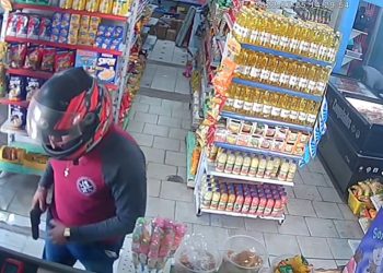 Interdição altera trânsito e linhas de ônibus no bairro Santo Antônio