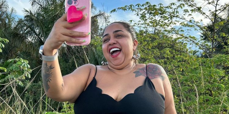 Mulher investe R$ 15 mil em rifas da Magrinha Ellen e outra diz que recebeu comprovante de estorno falso