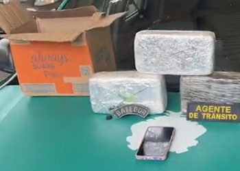 Policiais acham drogas dentro de caixas de absorventes em veículo na BR-174