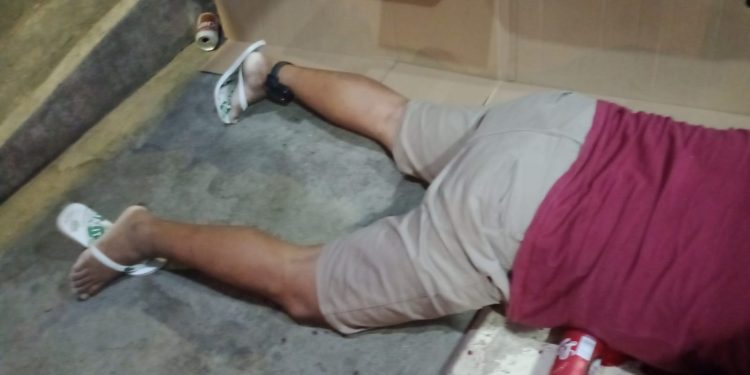 Negão é executado em porta de mercearia do Petrópolis