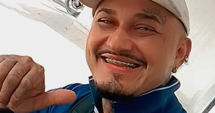 Ajudante de caminhão é executado por pistoleiro enquanto trabalhava no Novo Aleixo