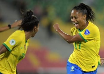 Brasil ‘maceta’ o Panamá com 4 a 0 na estreia da Copa do Mundo Feminina e lidera o Grupo F