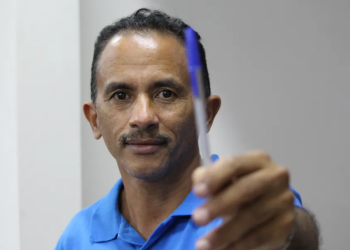 Dono da música “Caneta Azul” afirma que R$ 7 milhões sumiram de suas contas bancárias