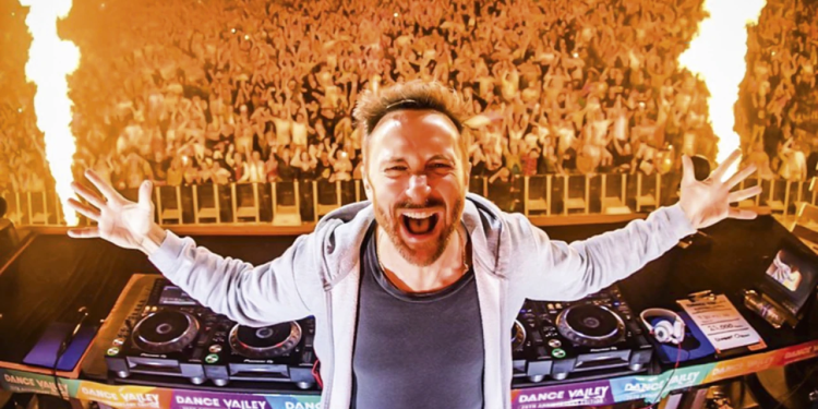 Atração internacional do Sou Manaus Passo a Paço seria o top DJ David Guetta