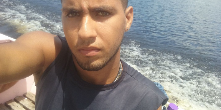 Mãe pede ajuda para encontrar filho que teria sido esquartejado e enterrado em Manaus