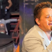 Vídeo: Parecendo estar bebum, Leonardo cai em escada ao fazer gracinha após show