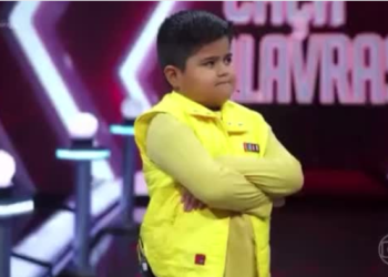 Estudante de Manaus participa do “Pequenos Gênios” e choca Luciano Huck ao fazer cálculos rapidamente