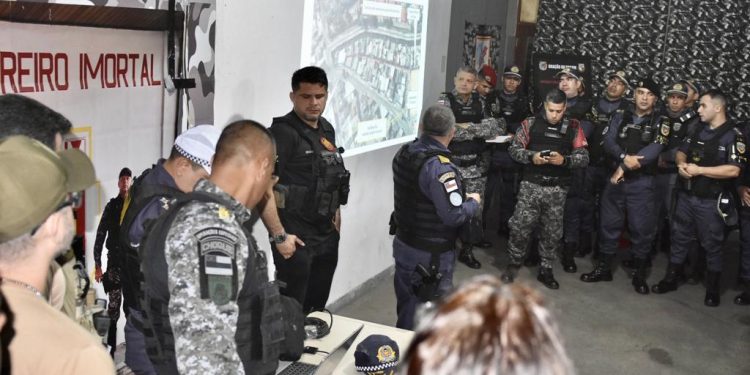 Após operação no bairro União, polícia decide manter ruas ocupadas por tempo indeterminado em Manaus