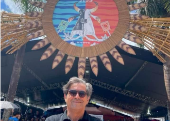 Viajante conhece 150 países e se encanta ao chegar no AM: ‘mágico’