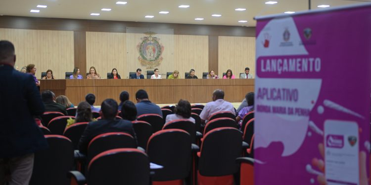 Inédito no Amazonas, app do Ronda Maria da Penha é lançado