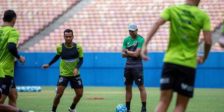 Manaus recebe o Floresta-CE em seu último jogo como mandante no Campeonato Brasileiro Série C de 2023