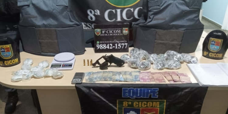 ‘Piranha’ é preso com arma, drogas e polícia descobre que ele ordenava ataques: ‘Taca bala na viatura’; ouça