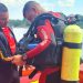 Corpo de homem que caiu da canoa no rio, em Iranduba, é encontrado pelos bombeiros