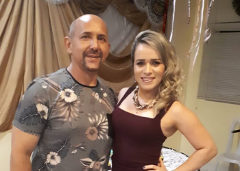 Justiça mantém prisão de mulher de policial que atirou em advogado e bateu em babá