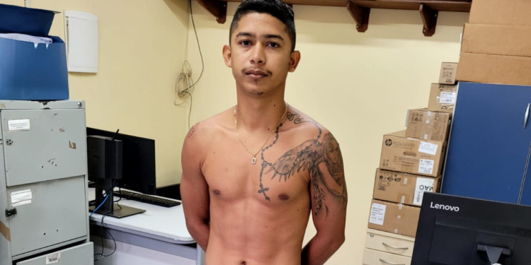 ‘Ferreirinha’ é preso por mandar torturar e matar dupla no Amazonas