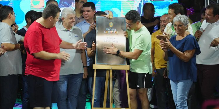 Prefeitura de Manaus mira no incentivo ao esporte e constrói complexo esportivo com academia ao ar livre no bairro Planalto