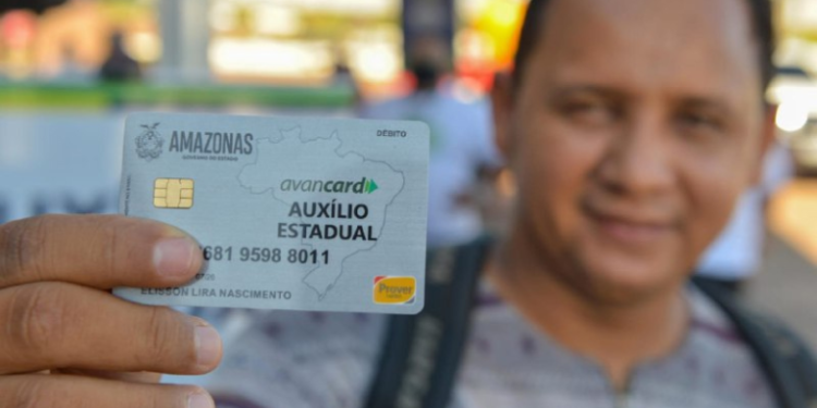 Antecipação: Beneficiários do auxílio estadual recebem nesta sexta para aproveitar Dia dos Pais
