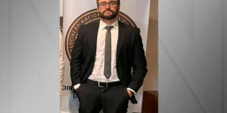 Milicianos acertam tiro na cabeça de delegado da PF durante operação