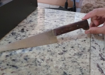 Jovem é preso após matar namorada da mãe a facadas em Manaus