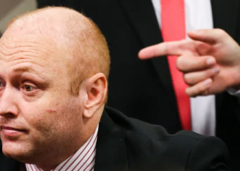 Hacker da Vaza Jato é condenado a 20 anos de cadeia