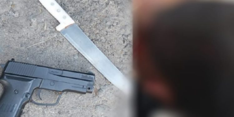 População revoltada quebra a cabeça de “Xexéu”, assaltante de ônibus em Manaus