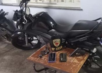 Homem suspeito de fazer roubos com arma de brinquedo em Manaus é preso