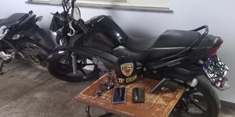 Homem suspeito de fazer roubos com arma de brinquedo em Manaus é preso