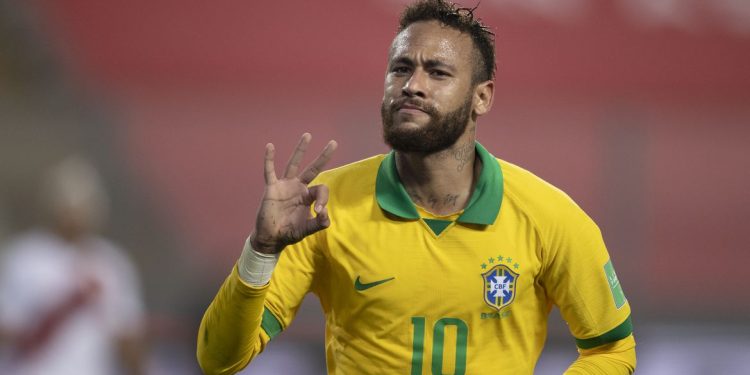 Novo salário de Neymar pode comprar carrões, mansões e até clube de uma só vez