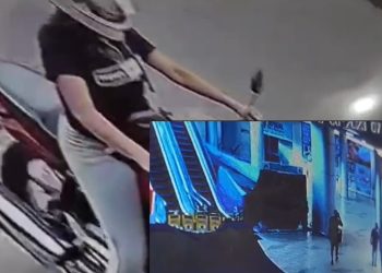 Vídeo: homem rouba R$ 25 mil dentro de shopping em Manaus e foge na garupa da amada