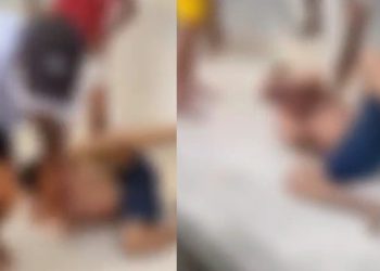 Vídeo: comunidade revoltada se junta para bater em homem que agrediu idosa