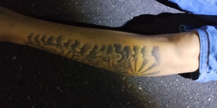 Vigilante ouve vários tiros no Japiim, vê carro saindo e encontra jovem assassinado