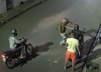 Revoltante: motoqueiro de app tem a moto roubada por dupla ao deixar passageiro em Manaus; veja