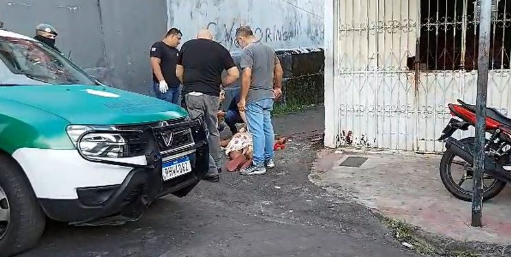 Vídeo: ataques a tiros deixam um morto e um ferido na zona Sul de Manaus