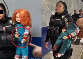 Vídeo: Boneco Chucky é preso e levado algemado para delegacia