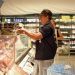 Carrefour tem 25,782 kg de produtos impróprios ao consumo descartados pelo Procon-AM