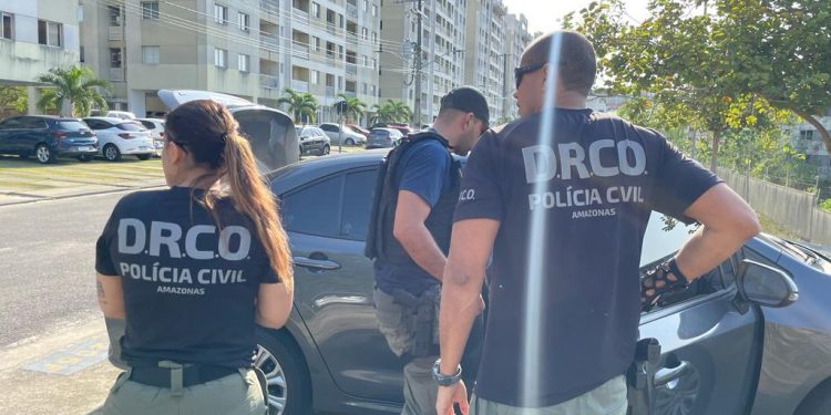 Colombiano que seria líder de grupo criminoso é preso no P.10 durante operação