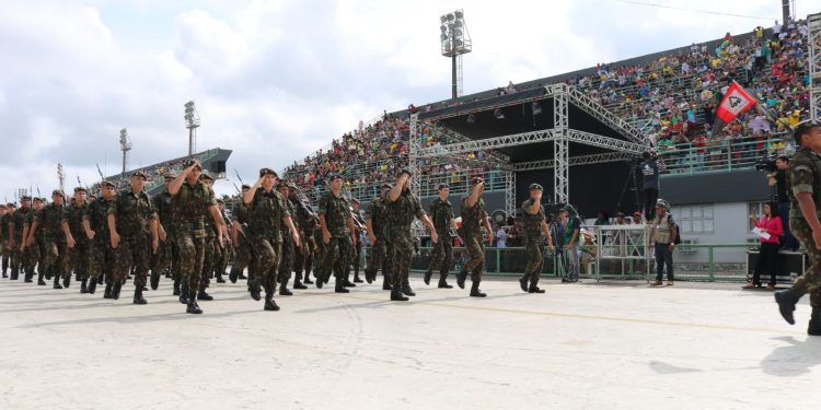 Tradicional desfile de 7 de Setembro ocorre nesta quinta-feira no Sambódromo de Manaus