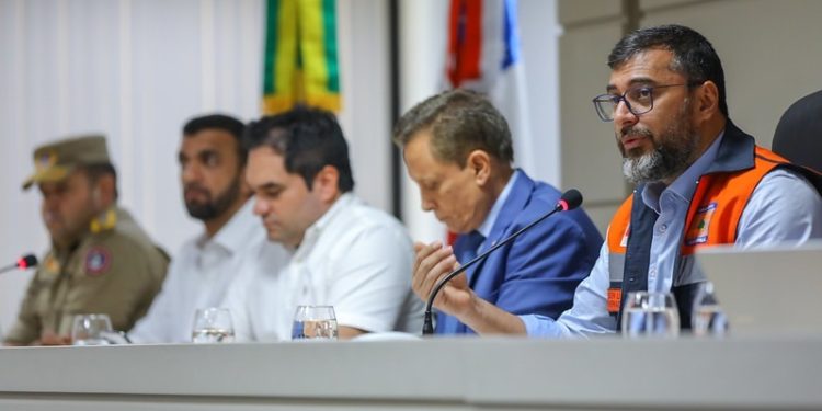 Wilson Lima decreta emergência ambiental no Amazonas; veja cidades mais afetadas