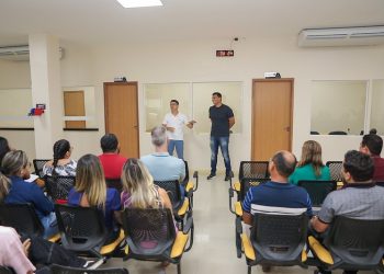 Prefeito David Almeida lança sistema de cadastro nos programas de habitação