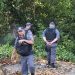 Moradores do Aleixo acordam com cadáver na porta de casa em Manaus
