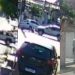 Câmera flagra momento em que carro acaba atingido por outro e capota no Alvorada