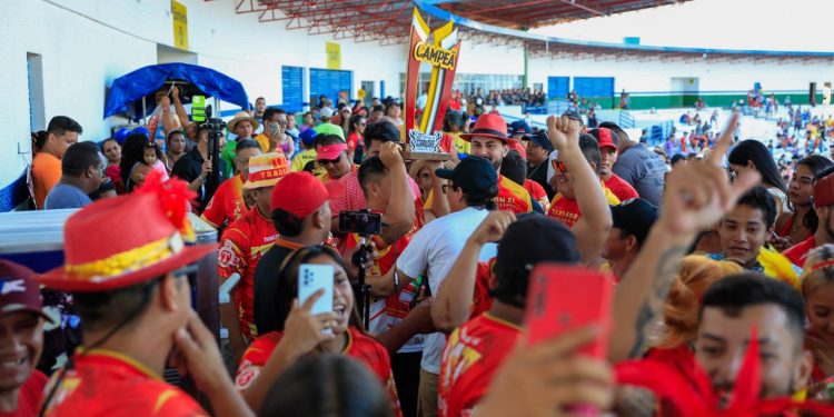 Tradicional conquista o bicampeonato no 25º Festival de Cirandas de Manacapuru