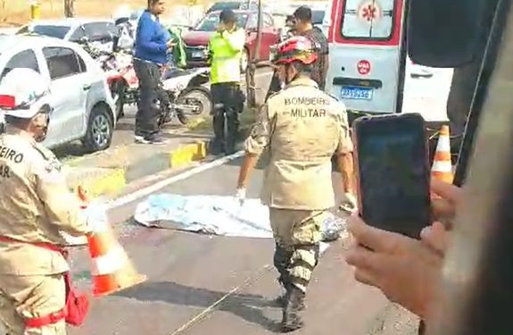 Vídeo: acidente na Djalma Batista deixa um morto no asfalto