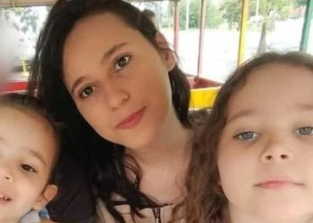 MP pede absolvição da mãe que matou filhas envenenadas, afogadas e esfaqueadas