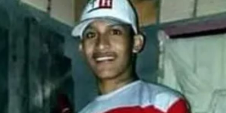Homem leva sete tiros no posto 2000, em Manacapuru, enquanto tomava uma