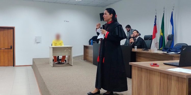 Acusado de matar adolescente grávida pega 53 anos de prisão em Manaus