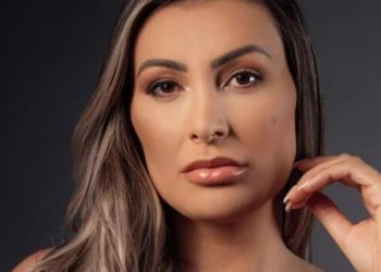 Andressa Urach seleciona cadeirantes para filmar cena adulta