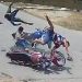 Vídeo mostra menino e dois motoqueiros voando pelos ares em acidente no Amazonas